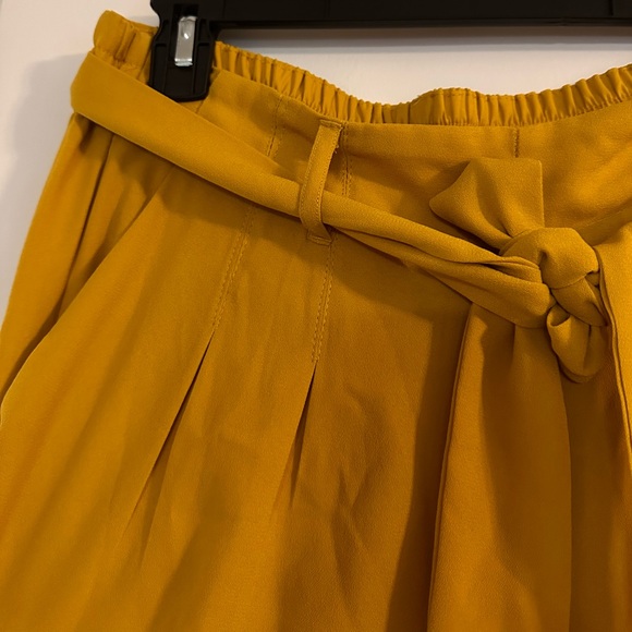 Stradivarius women’s yellow palazzo - Picture 5 of 5